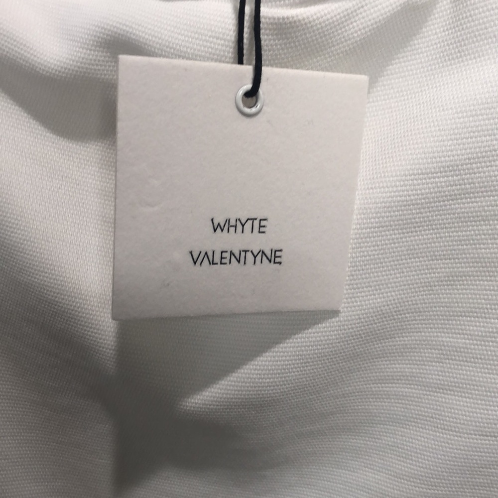 White mini dress - Picture 9 of 9